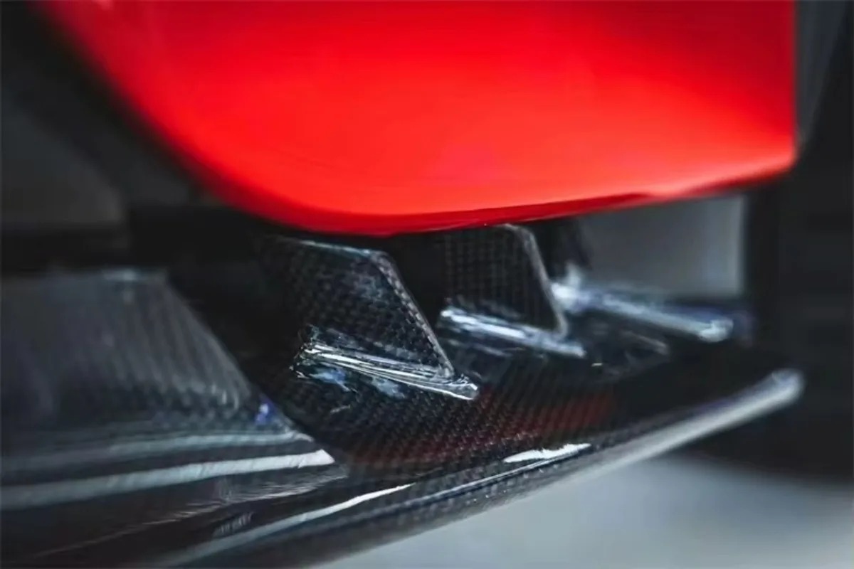High Quality Fast Delivery Whole Sale Price Dry Carbon Fiber OEM Side Corner Guard Body Kits for SF90
